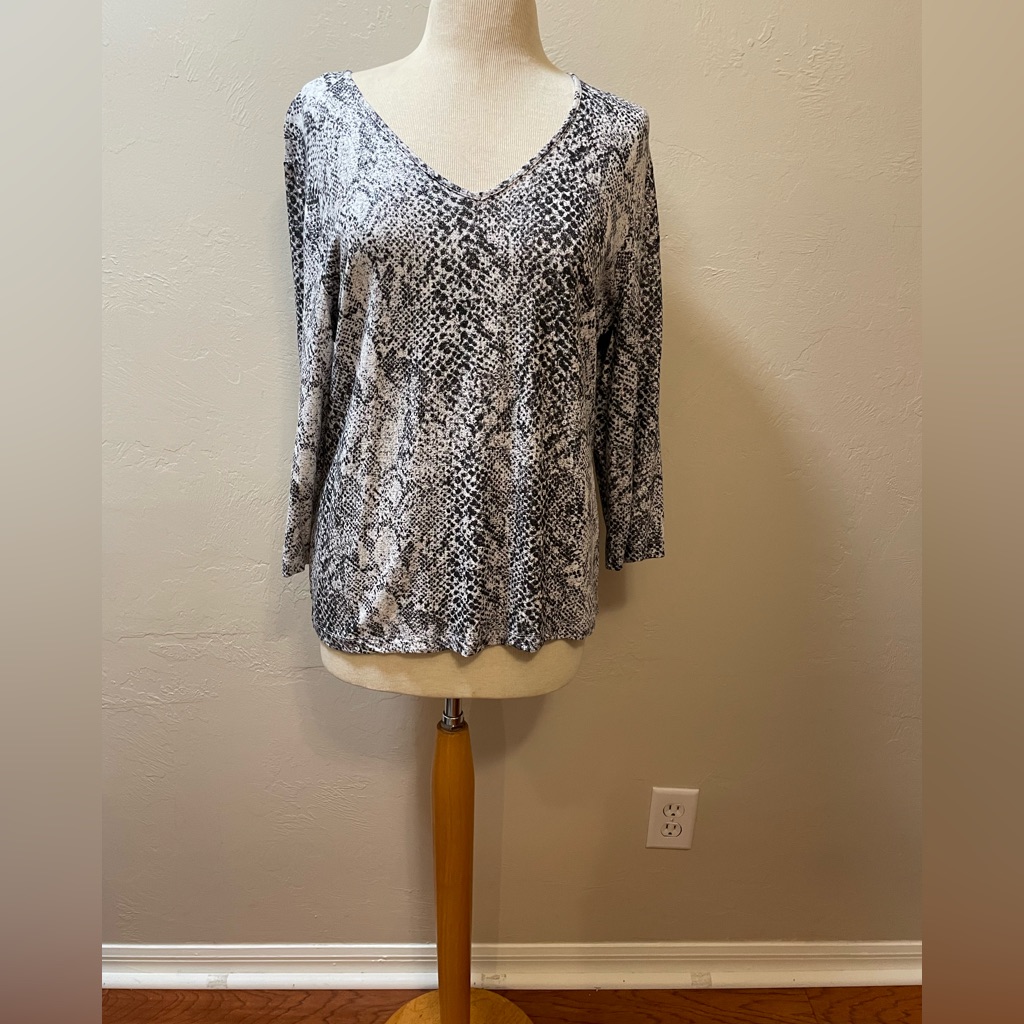 Chico’s Pullover Top